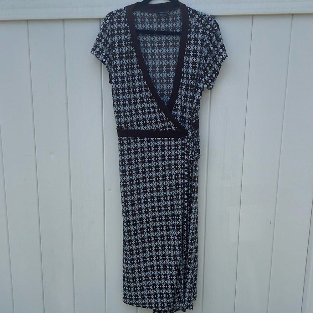 Max and Cleo Wrap Dress | Size Medium